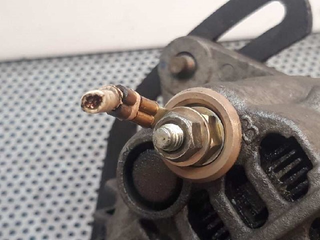 Alternator Mazda 323 BG