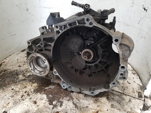 Mechaniczna skrzynia biegów w komplecie KNS VAG