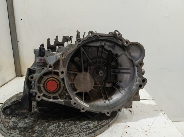 Mechaniczna skrzynia biegów w komplecie KIA Cerato 1 LD