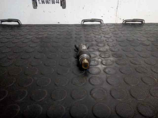 Wtryskiwacz paliwa LCR6735405 RENAULT