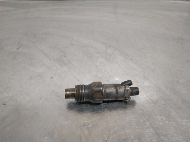 Wtryskiwacz paliwa LCR6735405 RENAULT