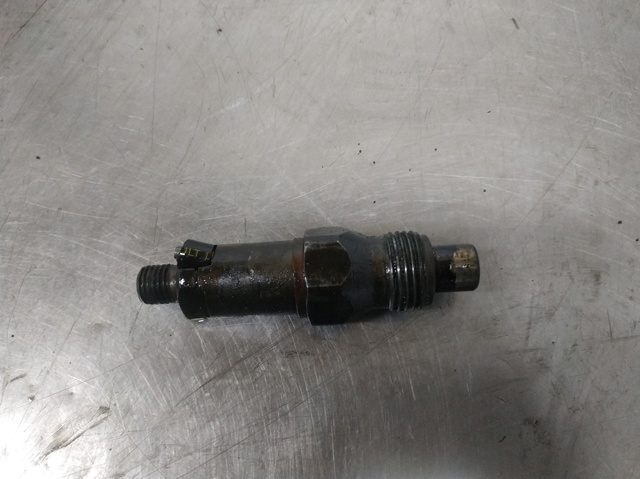 Wtryskiwacz paliwa LCR6735405 RENAULT