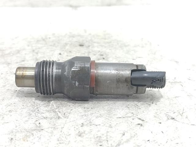 Wtryskiwacz paliwa LCR6735405 RENAULT