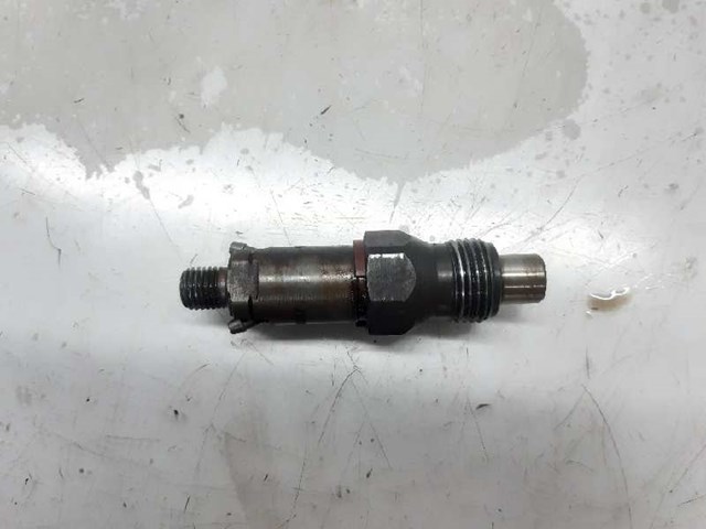 Wtryskiwacz paliwa LCR6735405 RENAULT