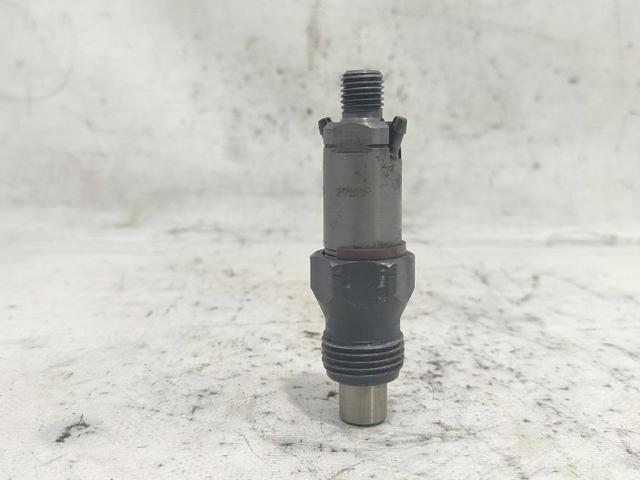 Wtryskiwacz paliwa LCR6735405 RENAULT