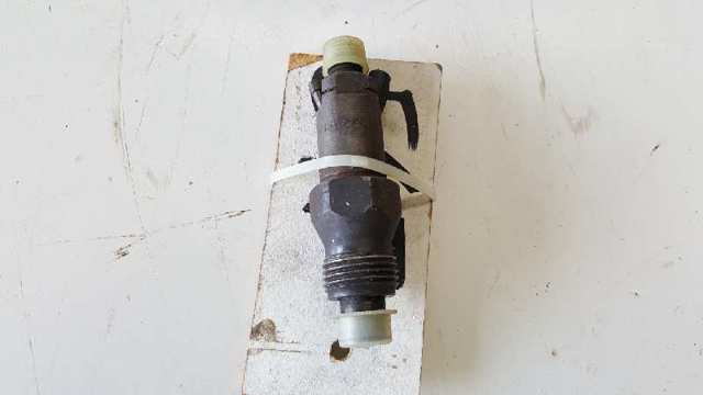 Wtryskiwacz paliwa LCR6735405 RENAULT