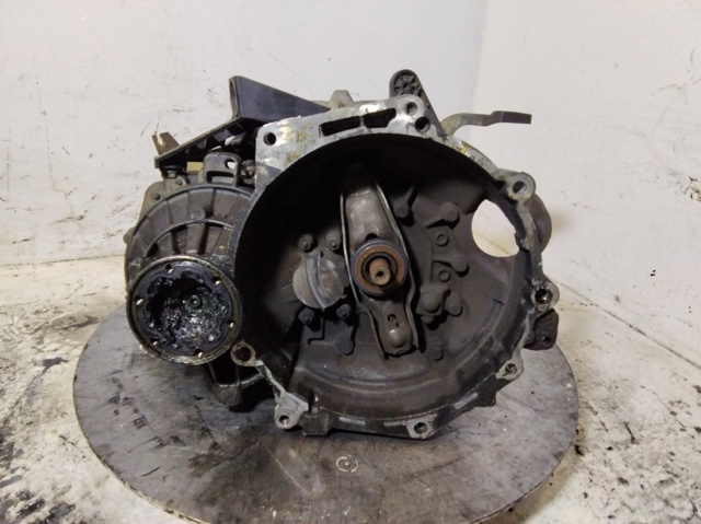 Mechaniczna skrzynia biegów w komplecie LHW VAG