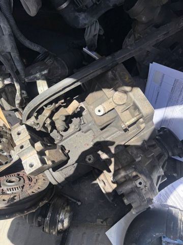 Mechaniczna skrzynia biegów w komplecie LHW VAG