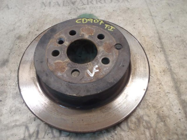 Tarcza hamulcowa tylna LR001018 LAND ROVER