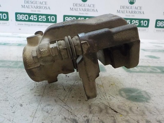 Zacisk hamulcowy tylny prawy LR001024 LAND ROVER