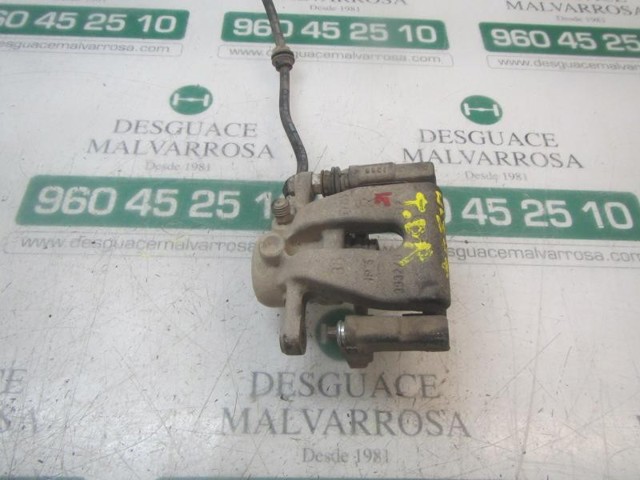 Zacisk hamulcowy tylny prawy LR001024 LAND ROVER