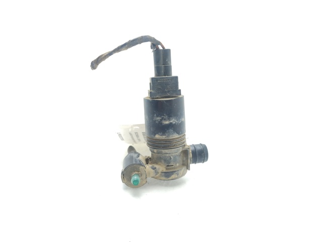 Pompka spryskiwacza szyby przedniej LR002306 LAND ROVER