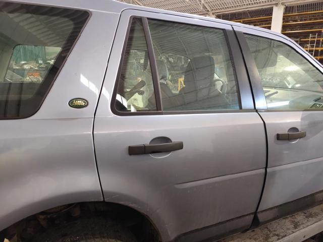 Drzwi tylne prawe LR005851 LAND ROVER