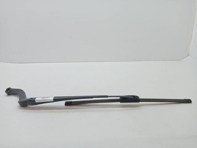 Ramię wycieraczki szyby przedniej LR009806 LAND ROVER