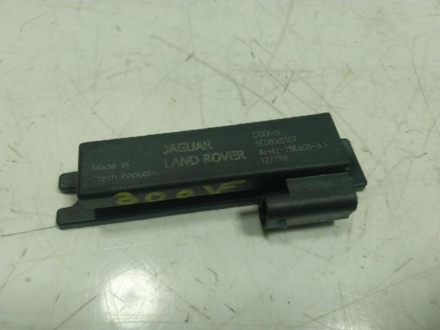 LR012709 Land Rover