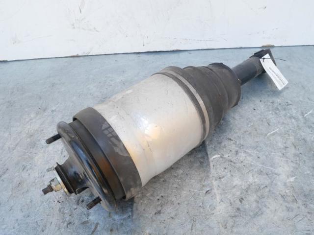 Amortyzator tylny LR016424 LAND ROVER