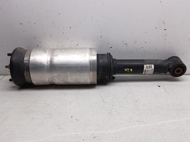 Amortyzator przedni LR016426 LAND ROVER