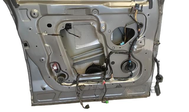 Drzwi przednie lewe LR016465 LAND ROVER