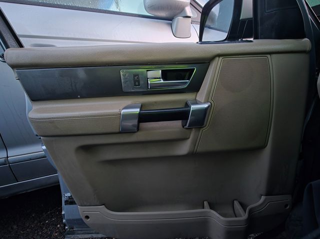 LR016878 Land Rover
