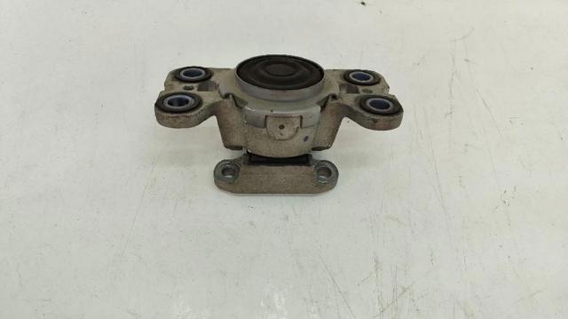LR024738 Land Rover