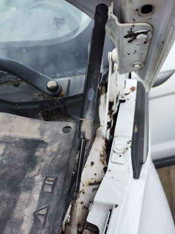 LR025400 Land Rover