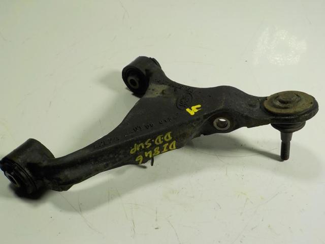 Wahacz zawieszenia przedniego prawy górny LR026095 LAND ROVER