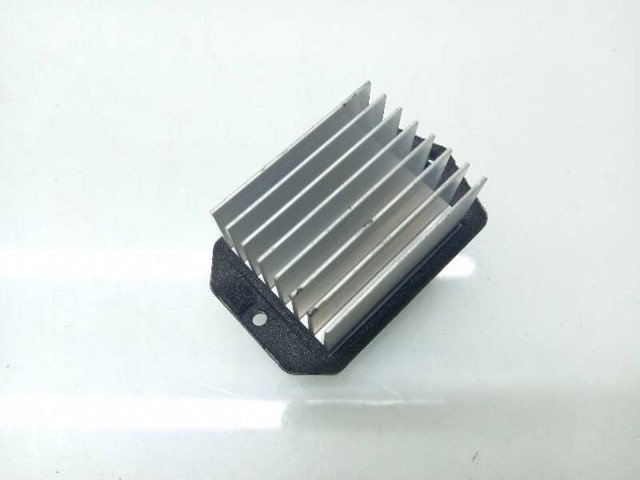 Rezystor wentylatora nagrzewnicy (ogrzewacza kabiny) LR031677 LAND ROVER