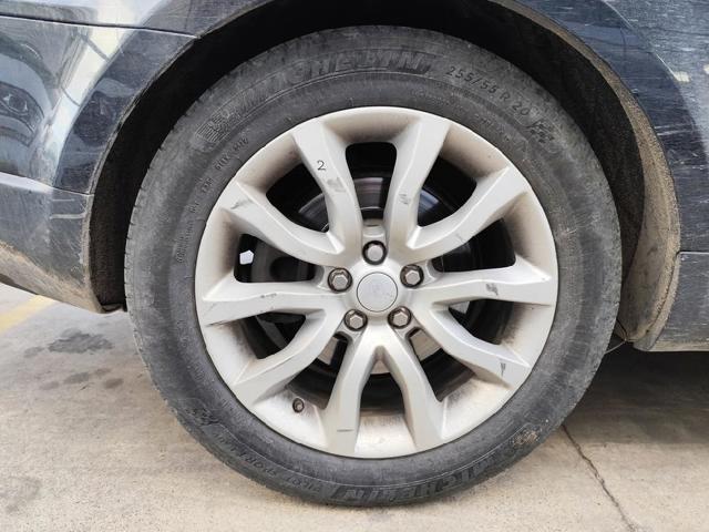 LR037742 Land Rover