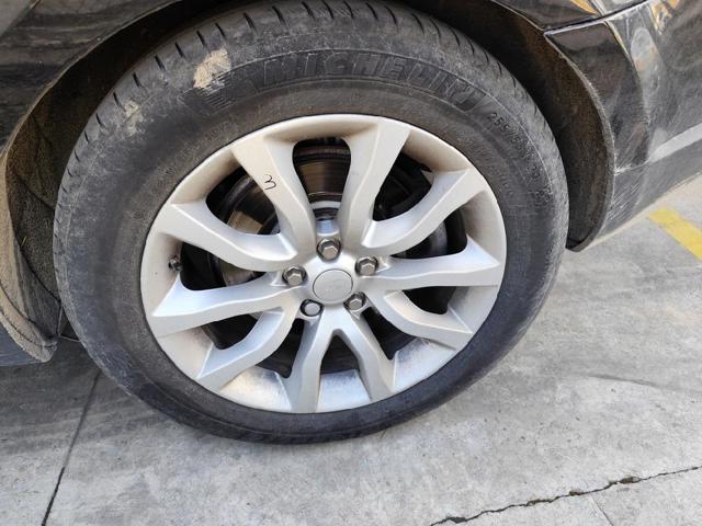 LR037742 Land Rover