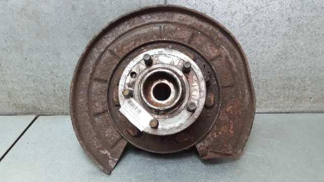 Czop (zwrotnica) tylny prawy LR045822 LAND ROVER