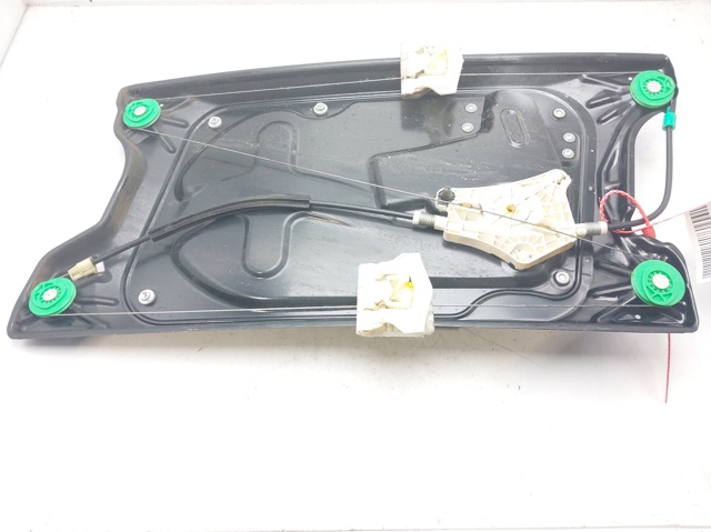 Mechanizm podnoszenia szyby drzwi przednich prawych LR052111 LAND ROVER