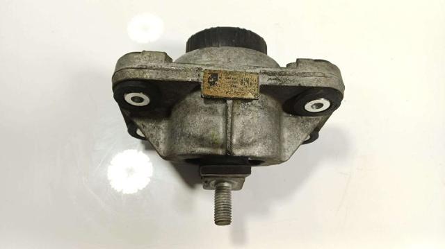 LR057632 Land Rover