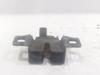 Zamek maski prawy LR065339 LAND ROVER
