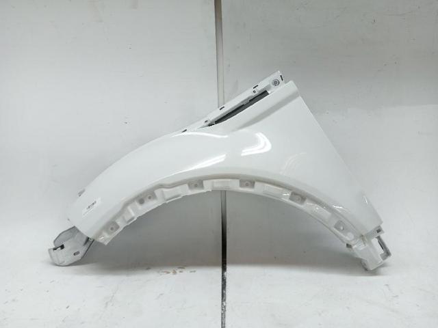 Błotnik przedni lewy LR066935 LAND ROVER