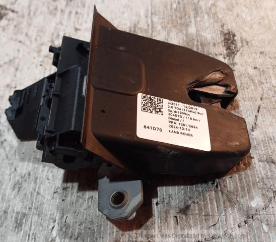 LR072417 Land Rover