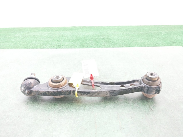 Wahacz zawieszenia przedniego dolny lewy LR084097 LAND ROVER