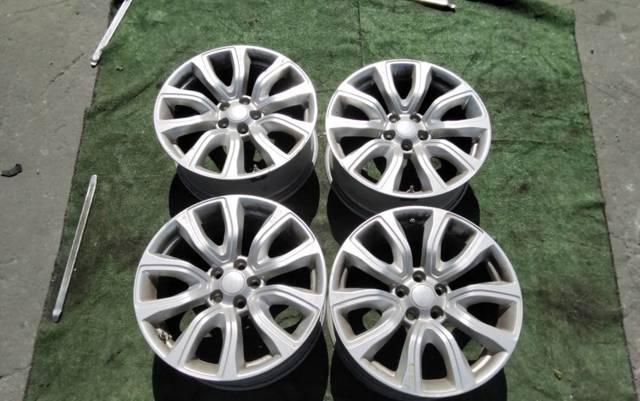LR084668 Land Rover