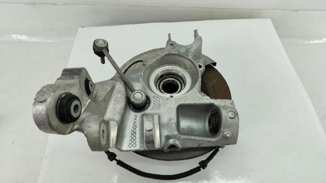 Czop (zwrotnica) tylny prawy LR087649 LAND ROVER