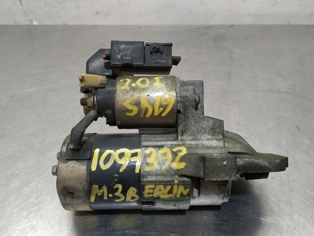 M000T90981 Mazda