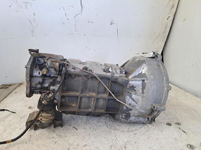 Mechaniczna skrzynia biegów w komplecie M011S5A007 MITSUBISHI
