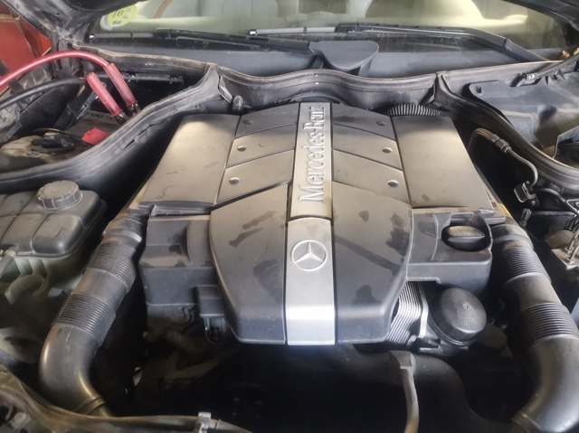 Silnik w komplecie M112912 MERCEDES