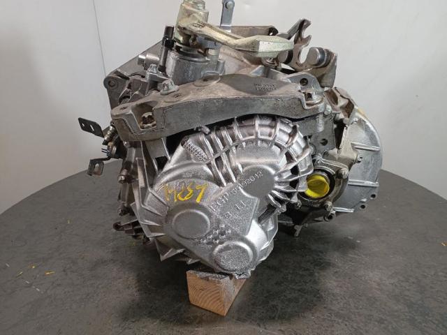 Mechaniczna skrzynia biegów w komplecie M32 OPEL