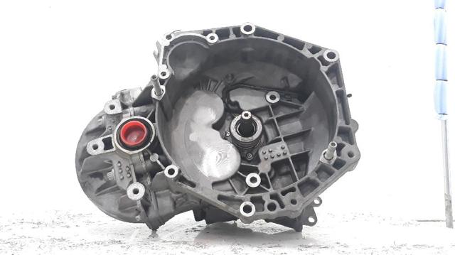 Mechaniczna skrzynia biegów w komplecie M32 OPEL