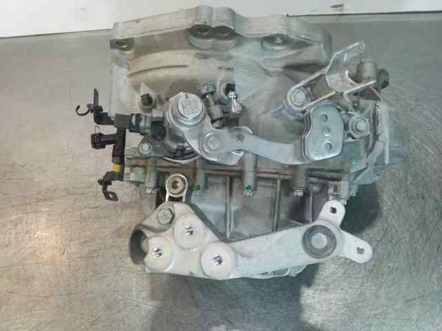 Mechaniczna skrzynia biegów w komplecie Opel Mokka 1 J13