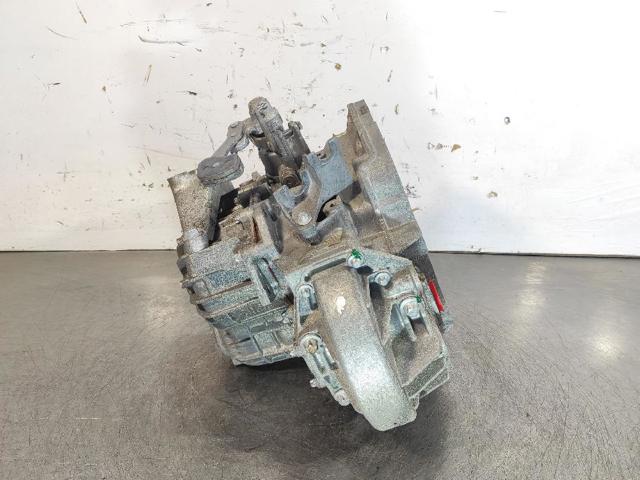 Mechaniczna skrzynia biegów w komplecie Opel Mokka 1 J13