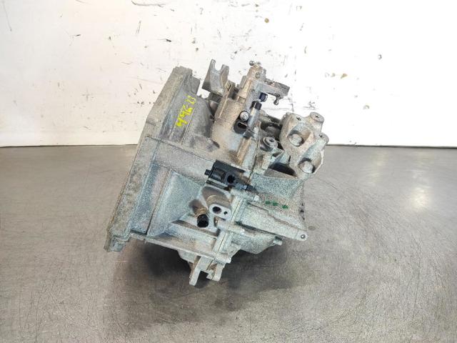 Mechaniczna skrzynia biegów w komplecie Opel Mokka 1 J13