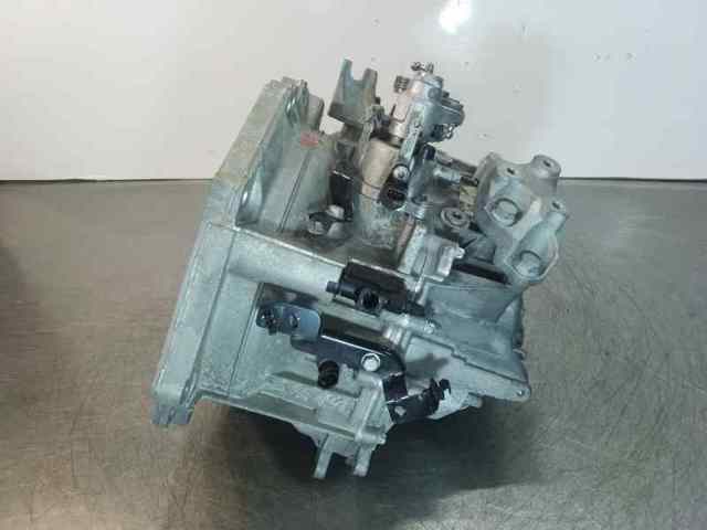 Mechaniczna skrzynia biegów w komplecie Opel Mokka 1 J13