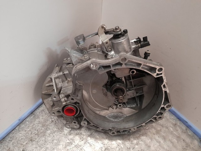Mechaniczna skrzynia biegów w komplecie M320MDE OPEL