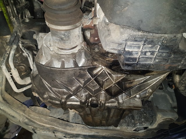 Mechaniczna skrzynia biegów w komplecie M5GF2 HYUNDAI