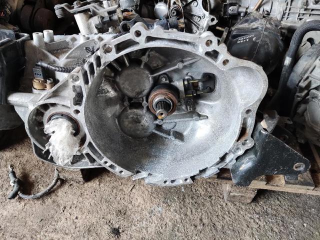 Mechaniczna skrzynia biegów w komplecie M5GF2 HYUNDAI